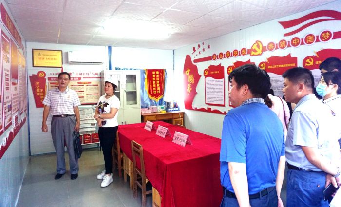 32觀摩現(xiàn)場。謝微旋 攝.jpg