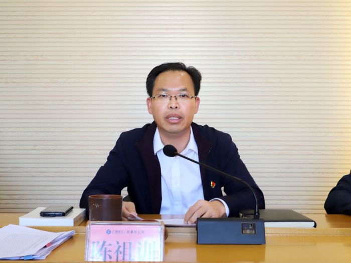 66陳祖訓作主題發(fā)言。譚龍 攝.jpg