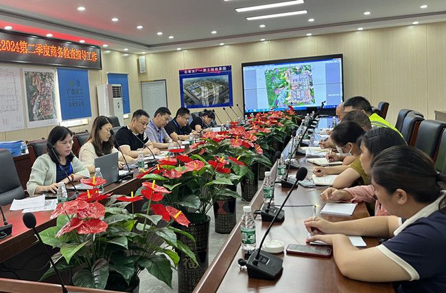 檢查反饋會(huì)現(xiàn)場(chǎng)。梁海燕攝（修圖）.jpg